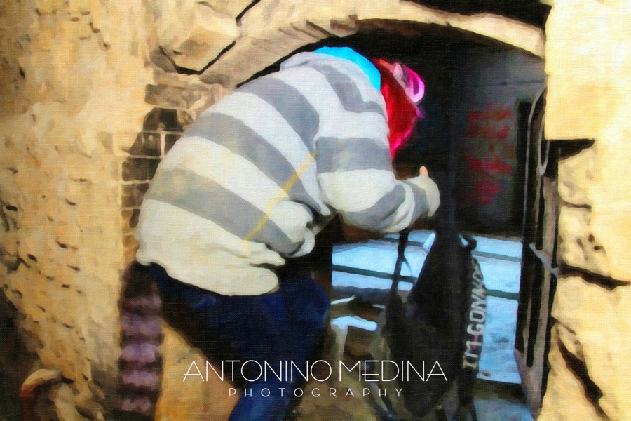 Melissa & Shimmi looking for Lucifer