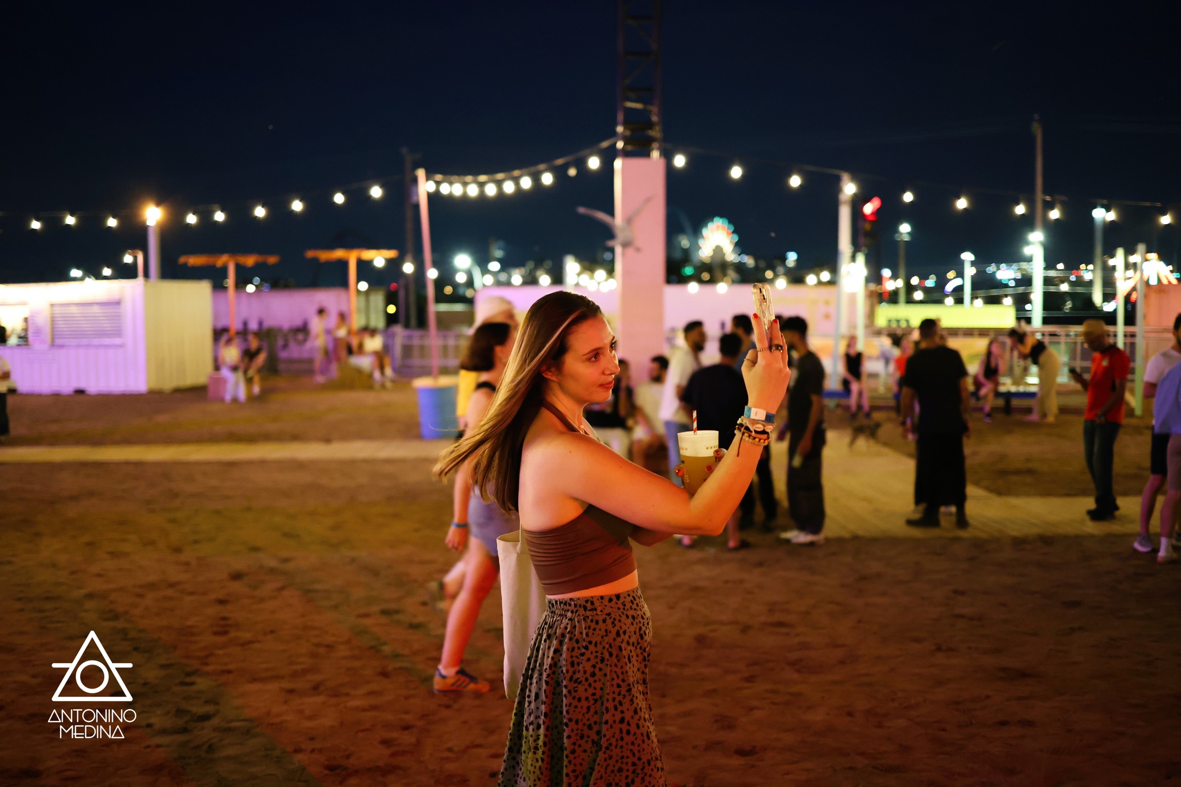 Arielle Roberge - Village au Pied-du-Courant (Disco night: La Ro